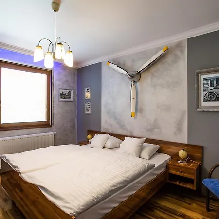 Retro Garage 3* Ostrava