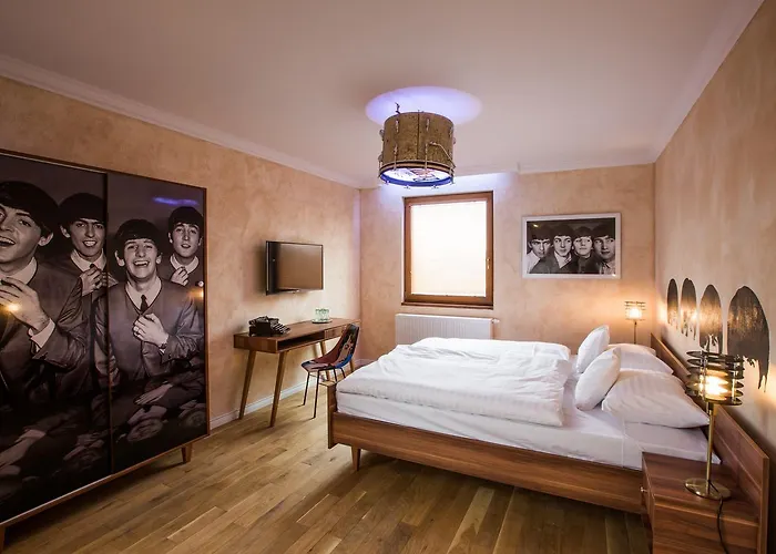 Hotell Retro Garage Ostrava